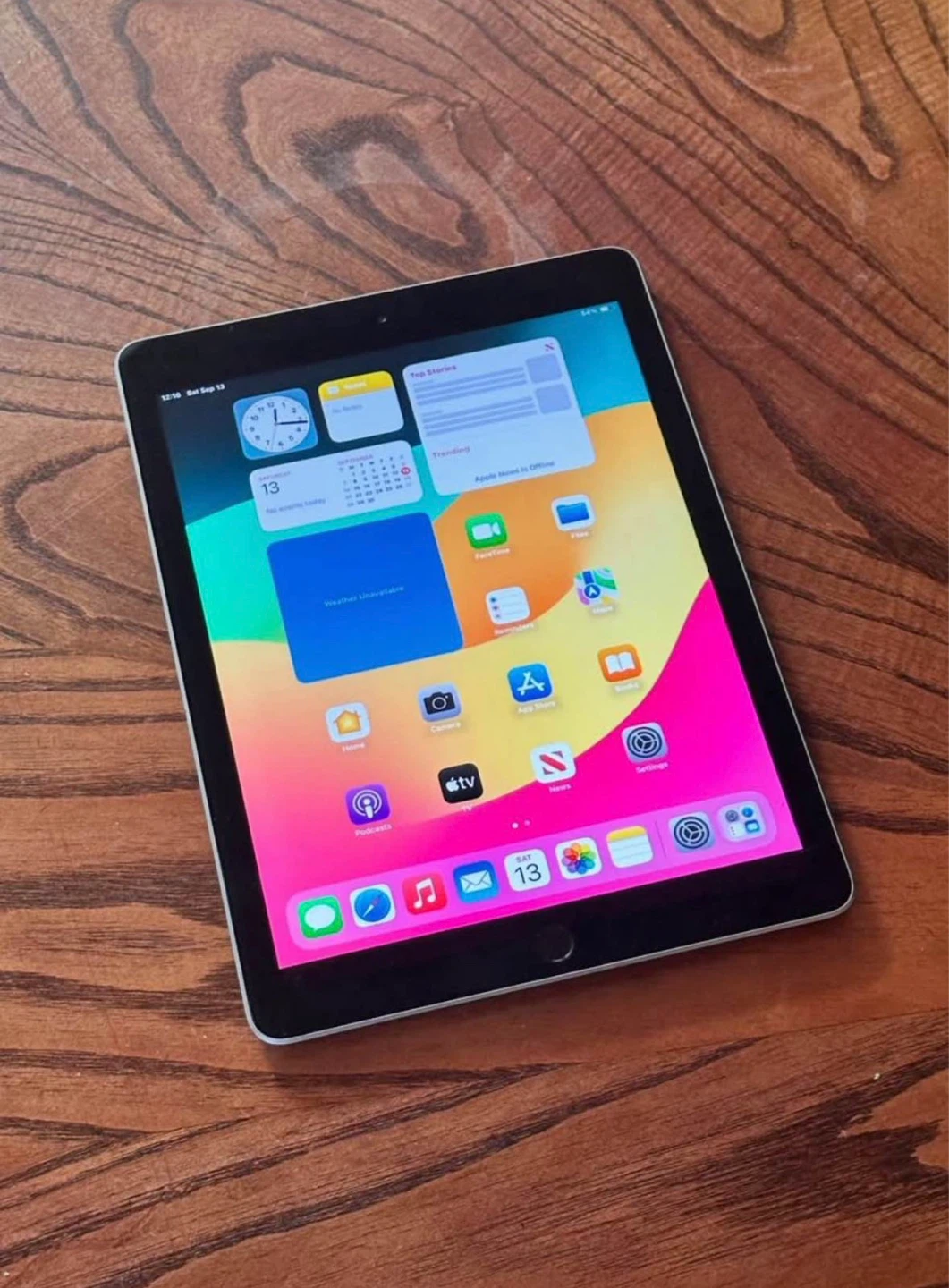 Apple iPad 6th Generation 32GB
