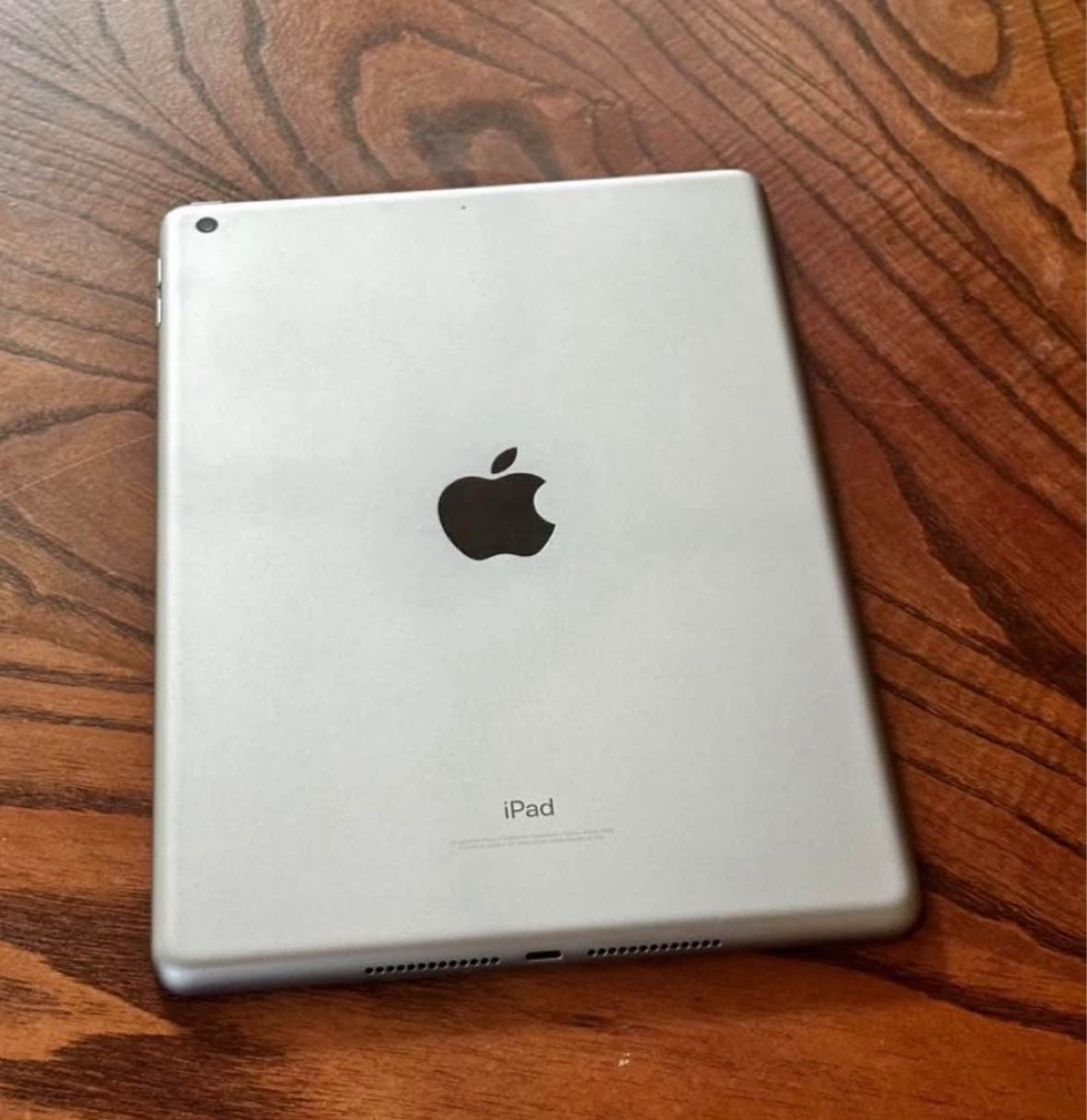 Apple iPad 6th Generation 32GB - photo 2