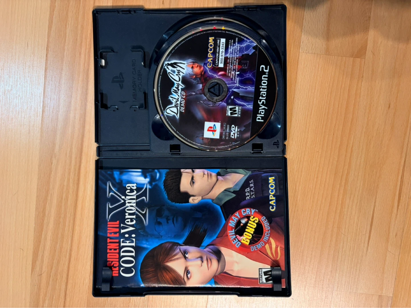 Resident Evil CODE: Veronica X PS2 Game - photo 2