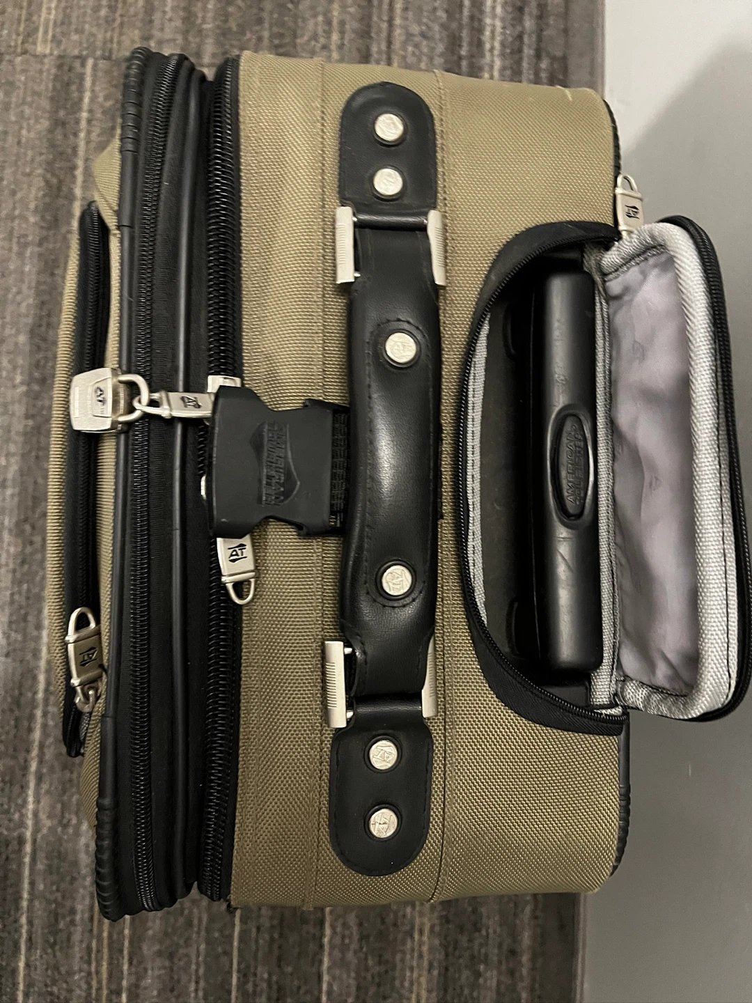 American Tourister Hardside Luggage 21” - photo 2