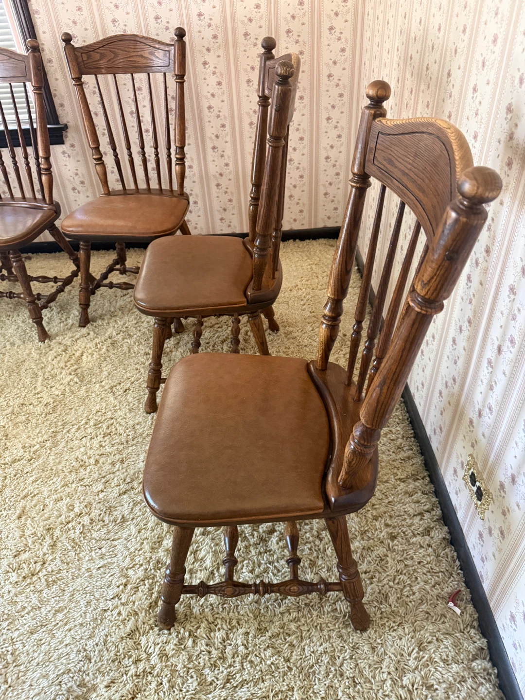Set of 6 Solid Oak Dining Chairs – Vintage Farmhouse Style - photo 2
