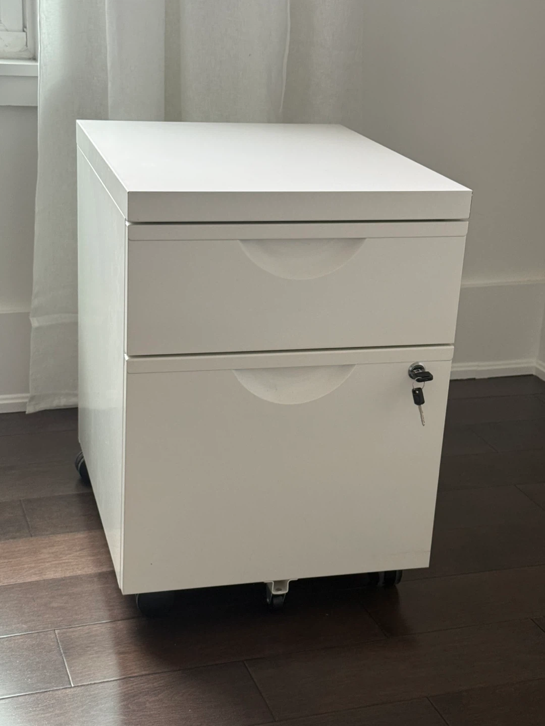 White 2-Drawer Rolling Filing Cabinet