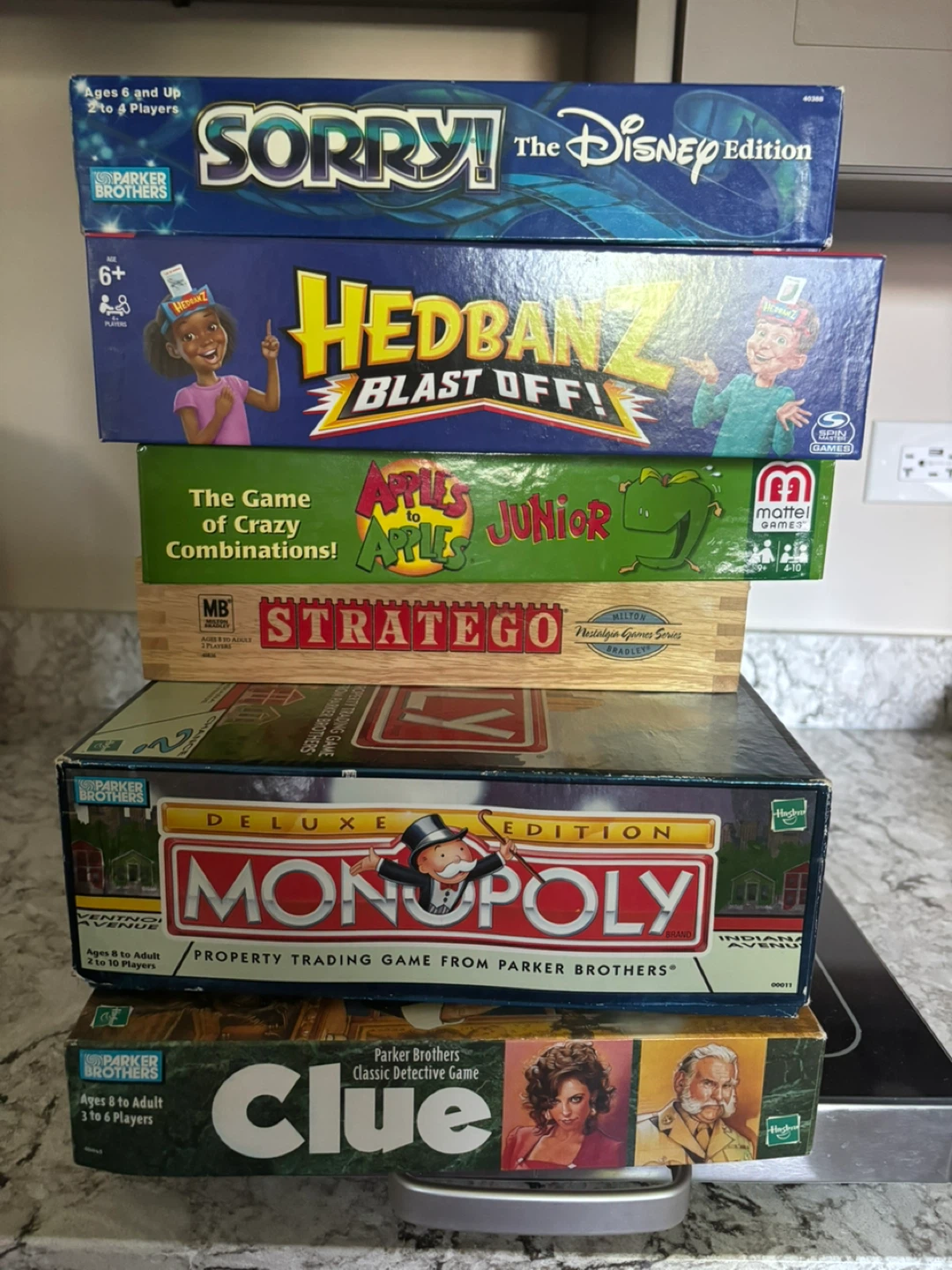 Board Games Bundle:, 6 fun classics