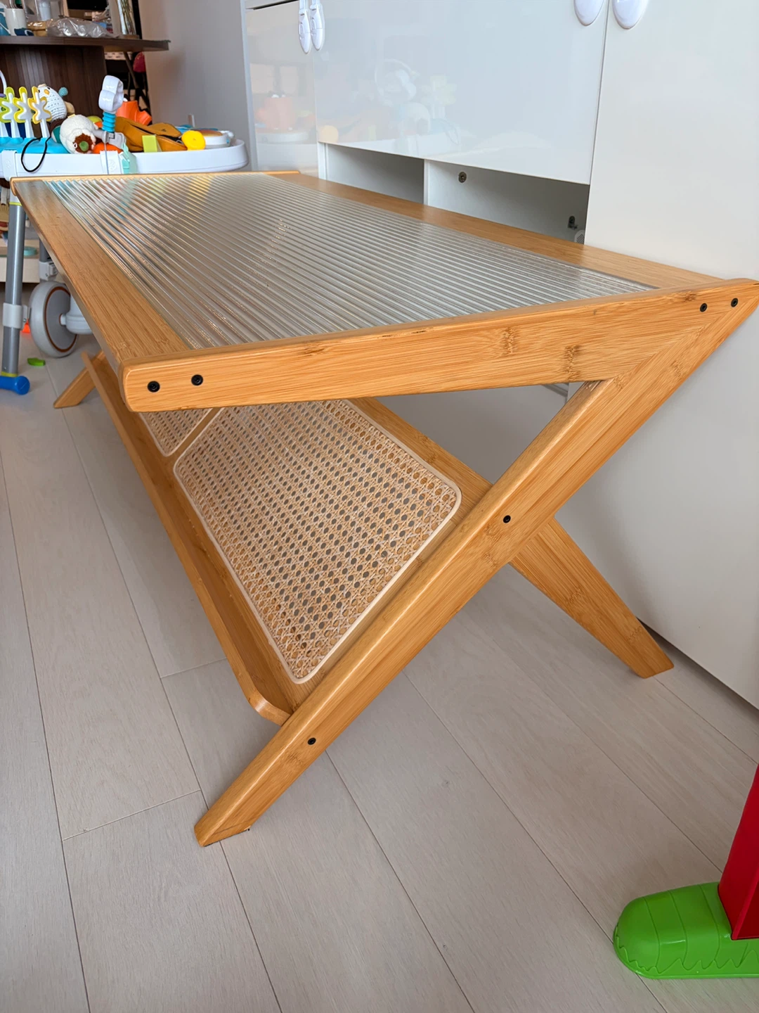 Coffee Table with Rattan and Glass Top - photo 2