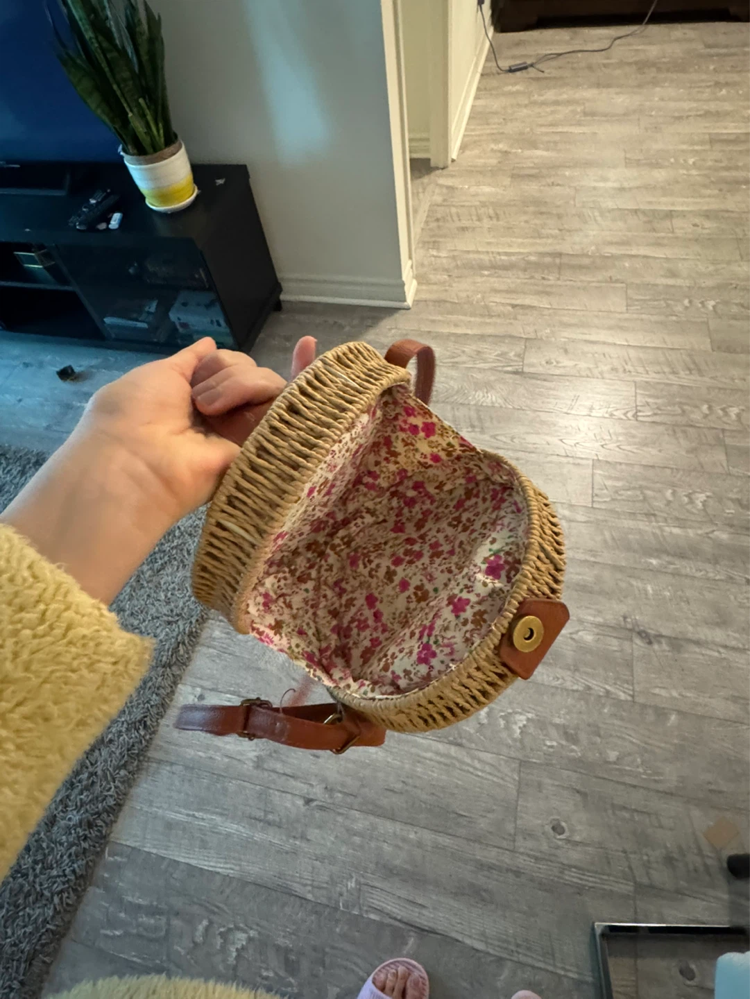 Straw Round Crossbody Bag - photo 3