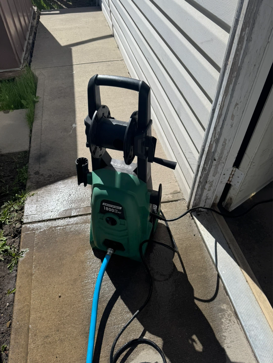 Pressure Washer , 1800 psi.