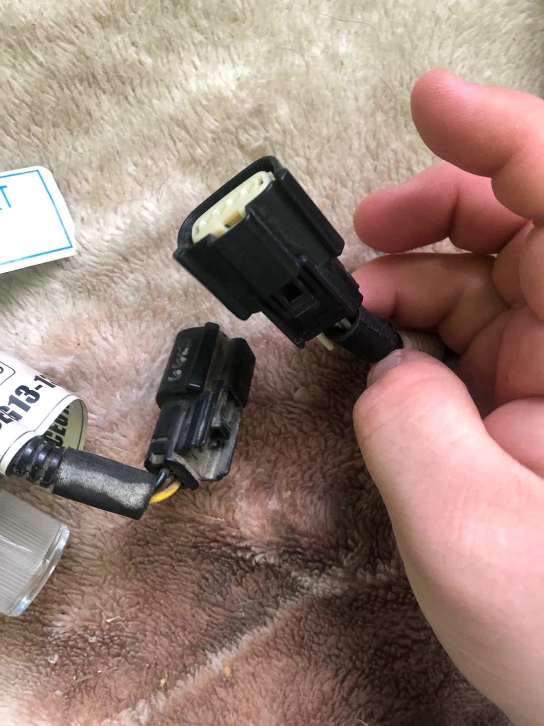 Truck LED Parking Light Bulb A1298613 read description - photo 3