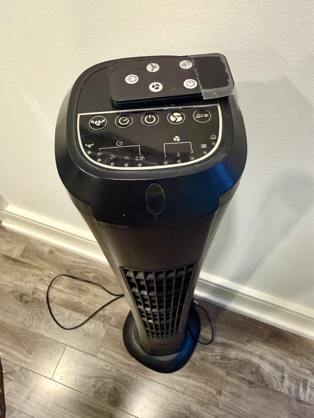 Black Tower Fan with Remote