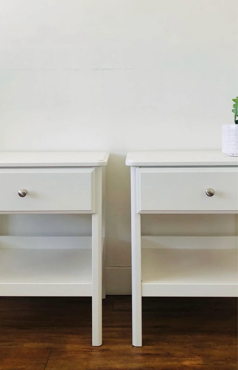 Pair of White Nightstands with Drawer - photo 3