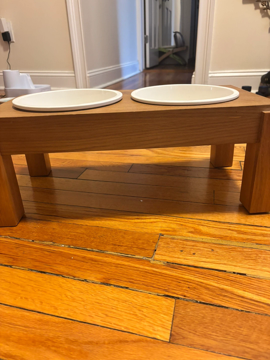 Wooden Raised Dog Bowl Stand with 2 White Bowls