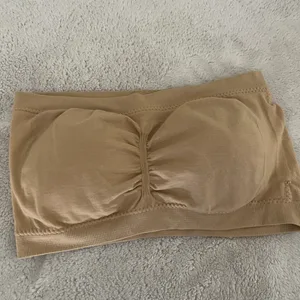 Seamless Bandeau Bra - Nude