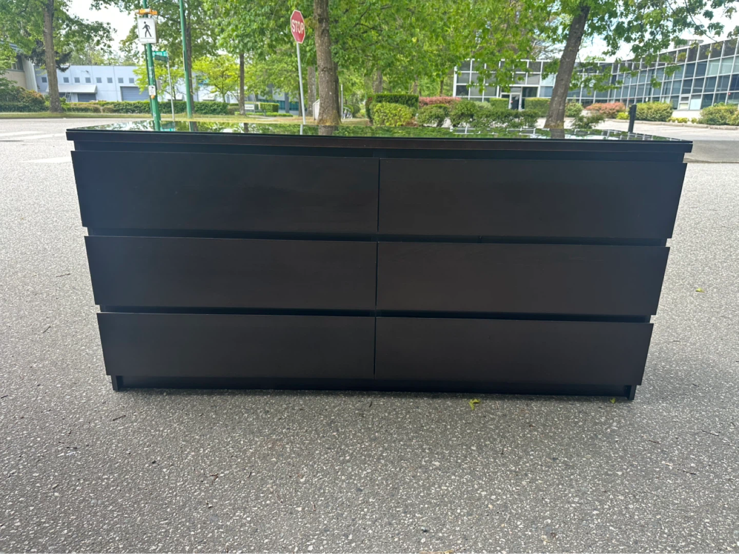 FREE DELIVERY IKEA  6 drawers dresser +glass on top - photo 2