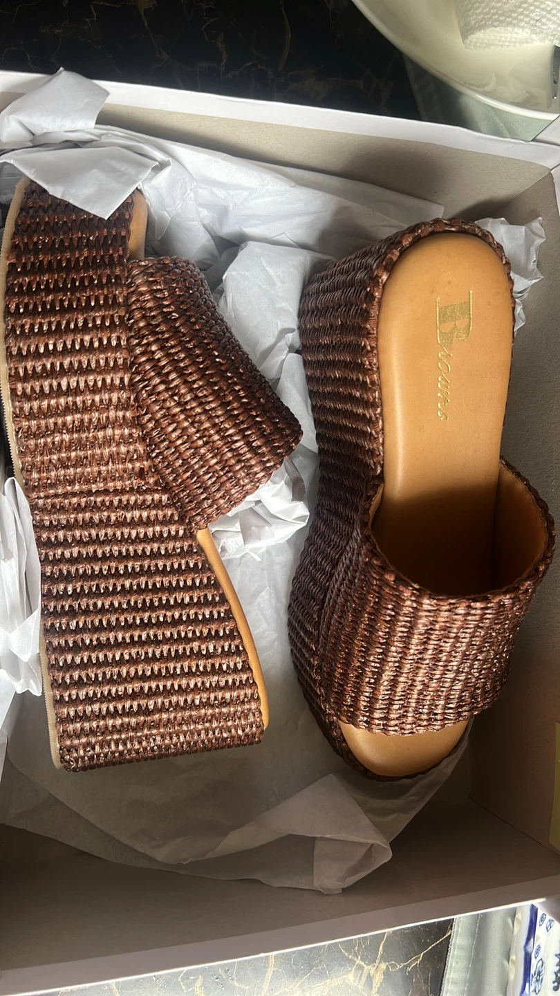 Browns Taiga Wedge Sandals Size 35 - photo 2
