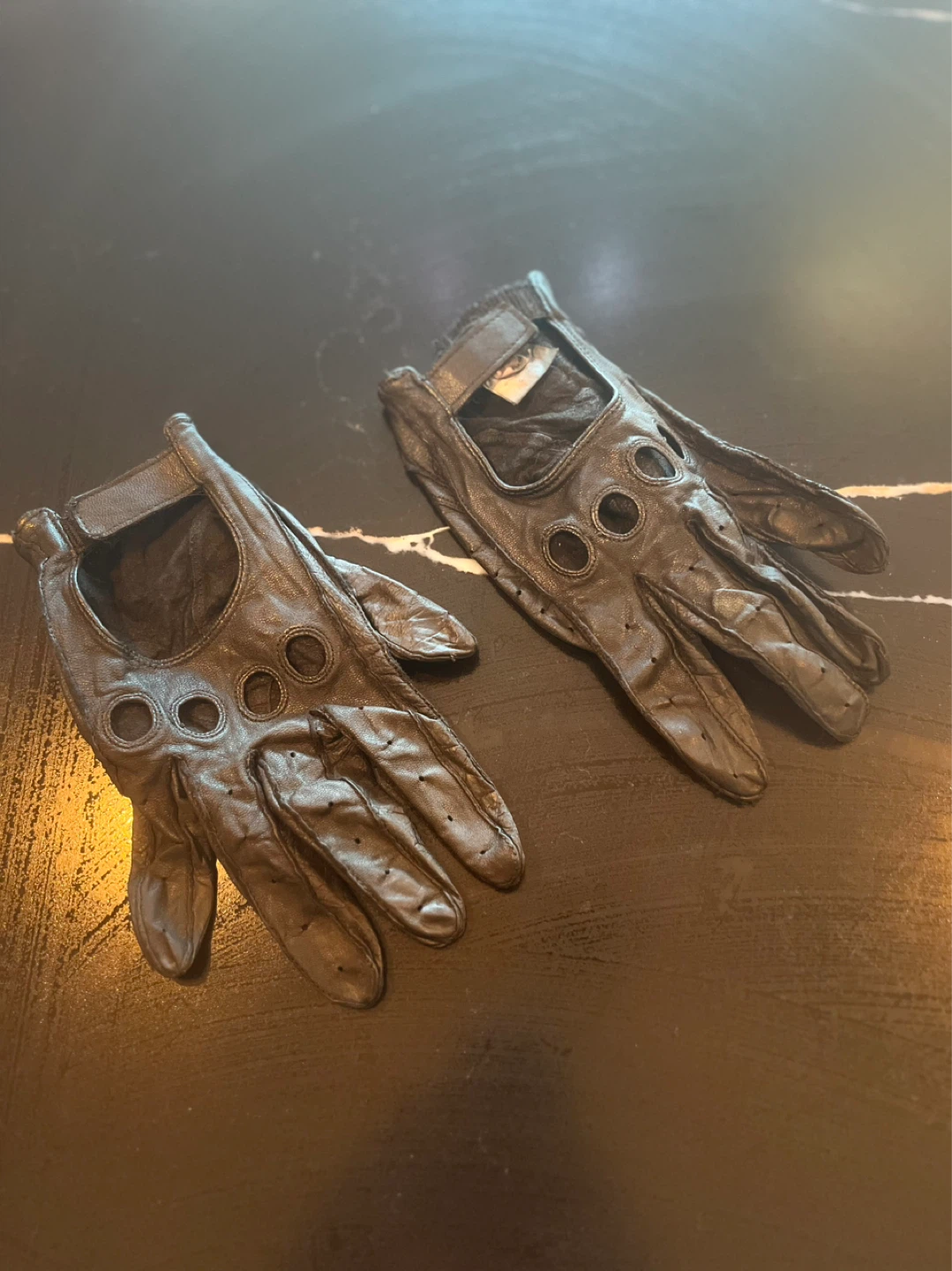 Black Leather Driving Gloves - photo 2