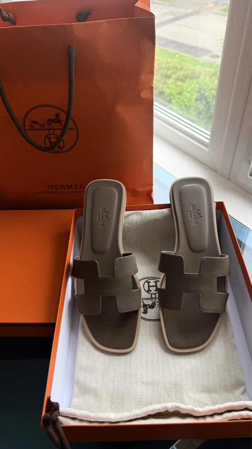 Hermès Izmir Sandals - Size 37 - photo 3