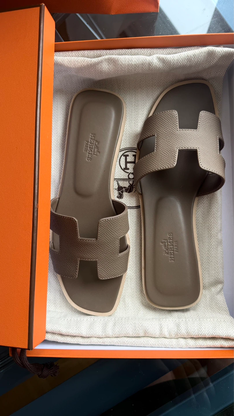 Hermès Izmir Sandals - Size 37