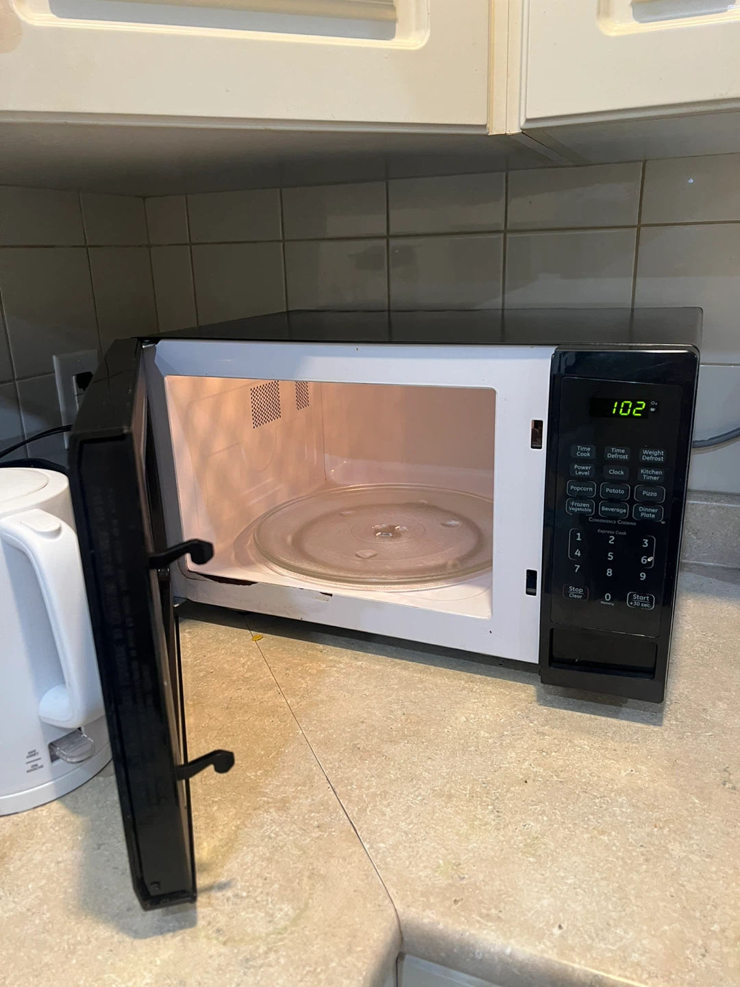Turntable Microwave Oven - photo 2