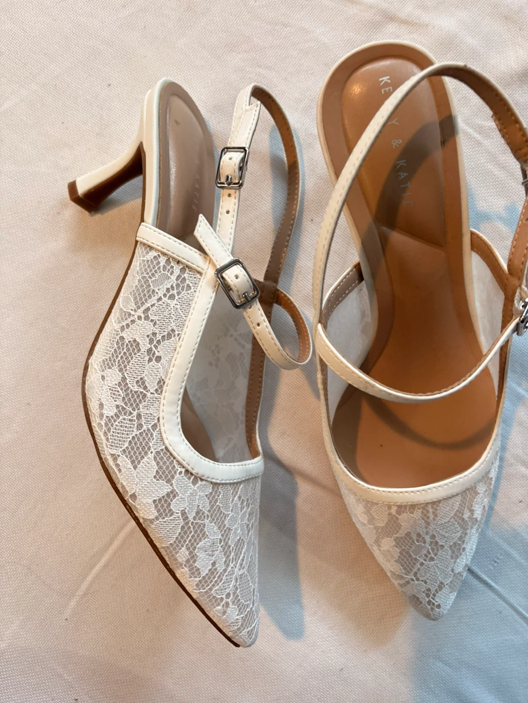 Kelly & Katie White Lace Heels Size 8M - photo 3
