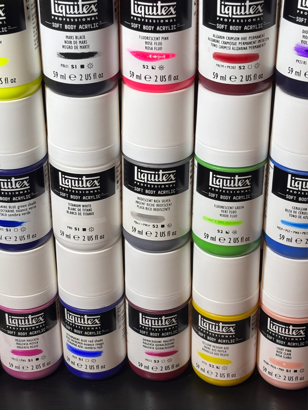 Liquitex® Professional Soft Body Acrylic Bottles 2oz. Lot of 28 - photo 3