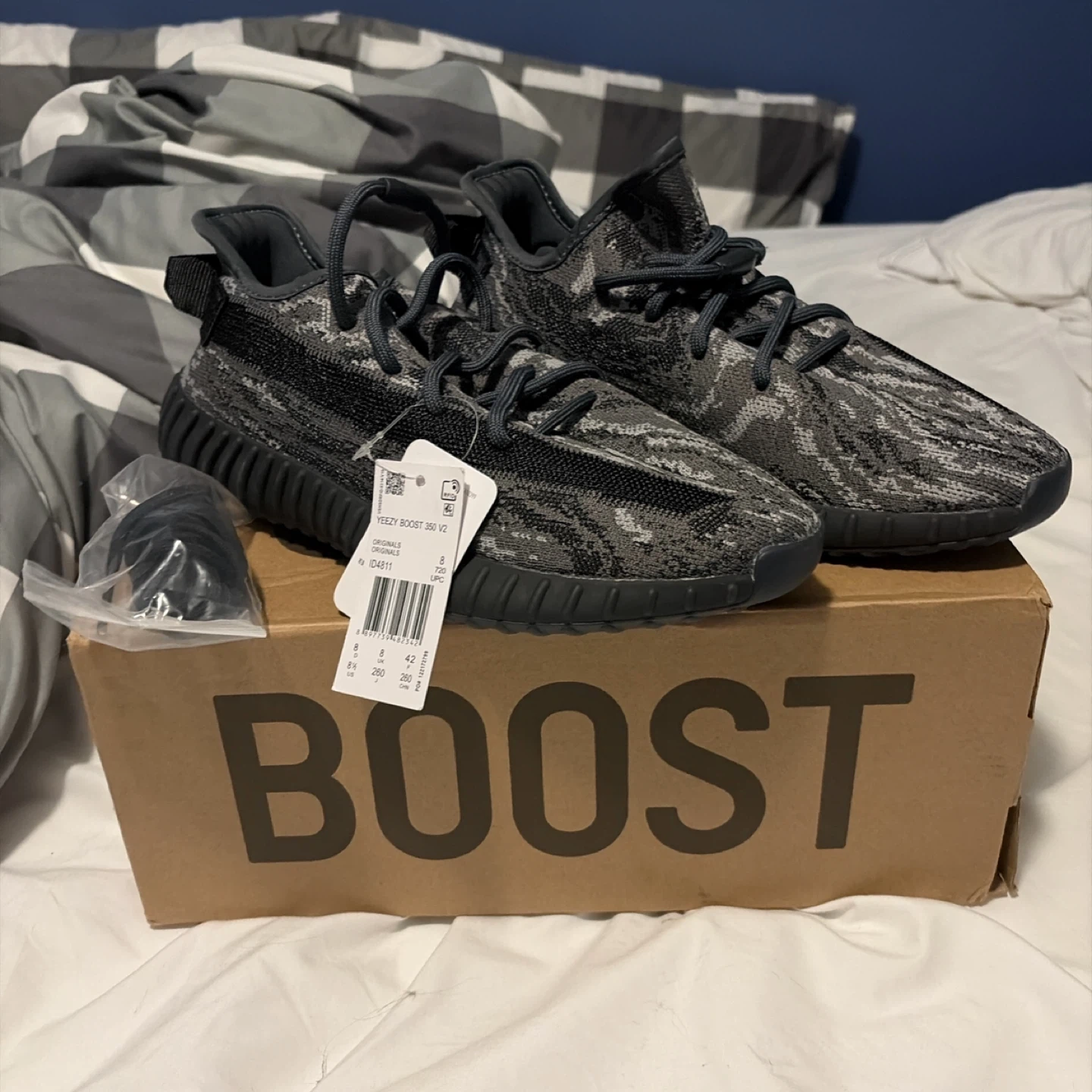 Adidas Yeezy Boost 350 V2