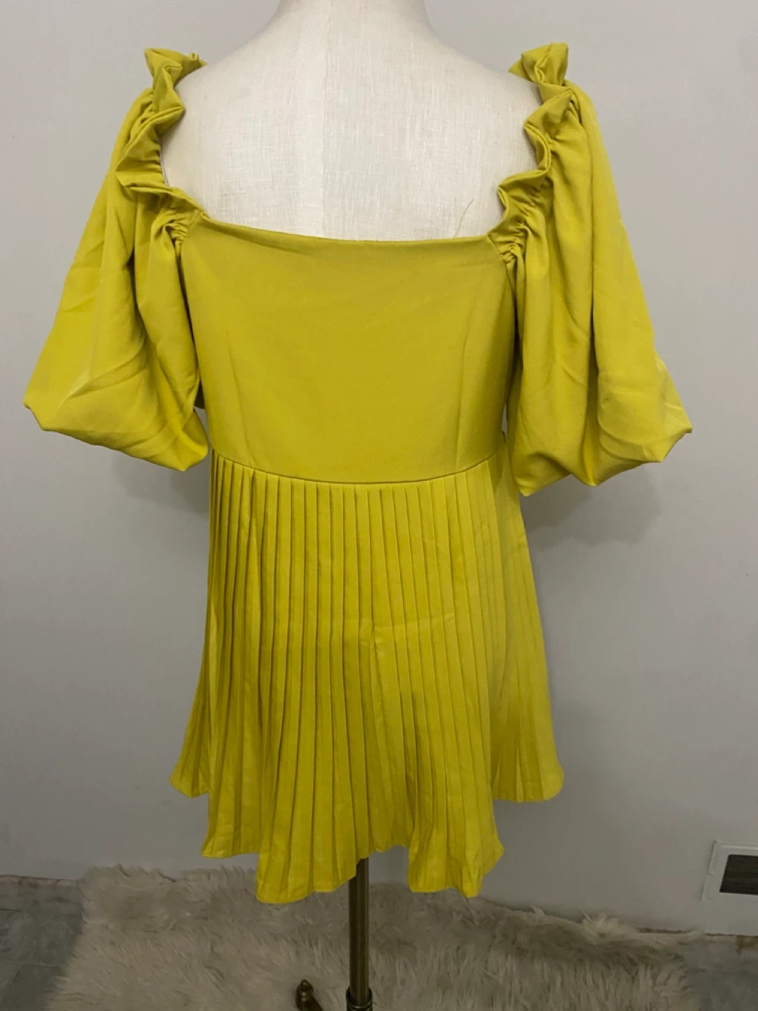 Avocado Color:Square Neck Puff Sleeve Pleated Dress Set - photo 2
