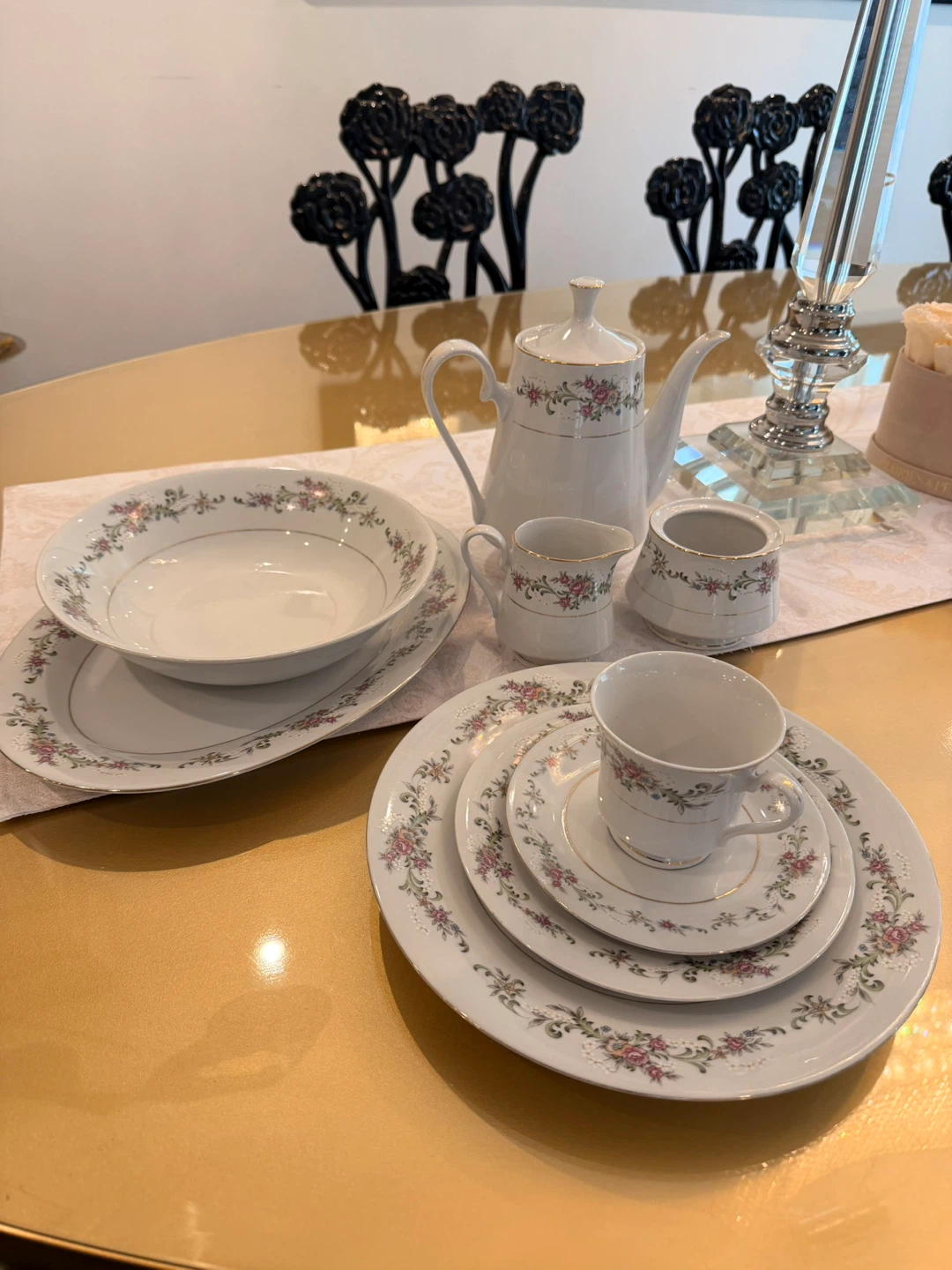 Vintage Floral Teacup and Saucer Set - 35 pieces - photo 2