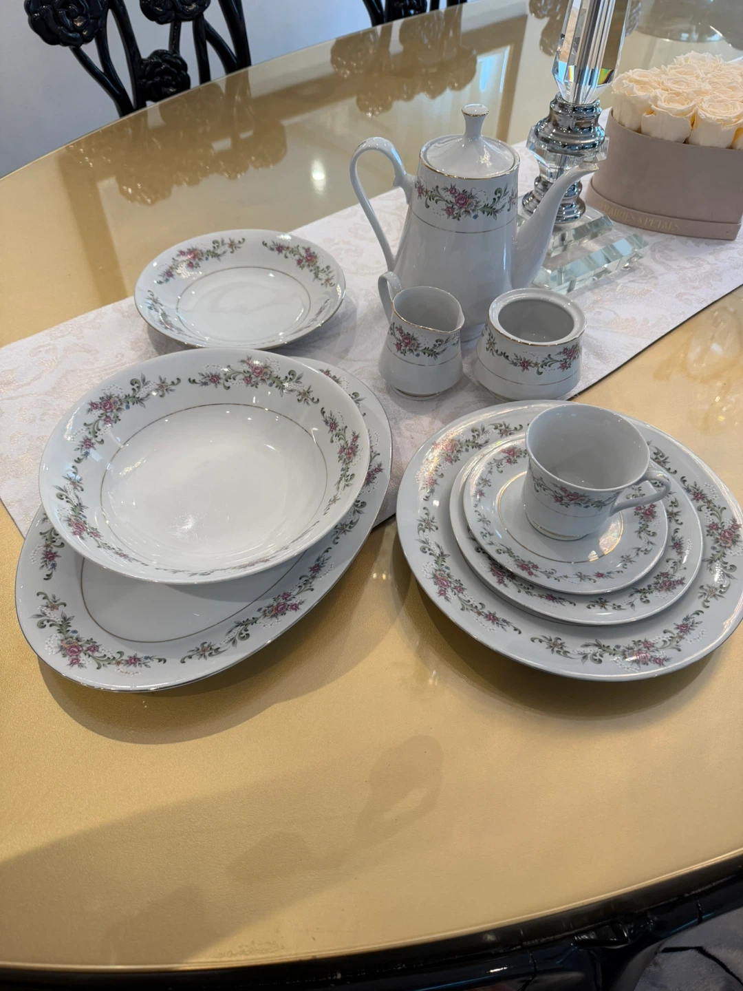 Vintage Floral Teacup and Saucer Set - 35 pieces - photo 4