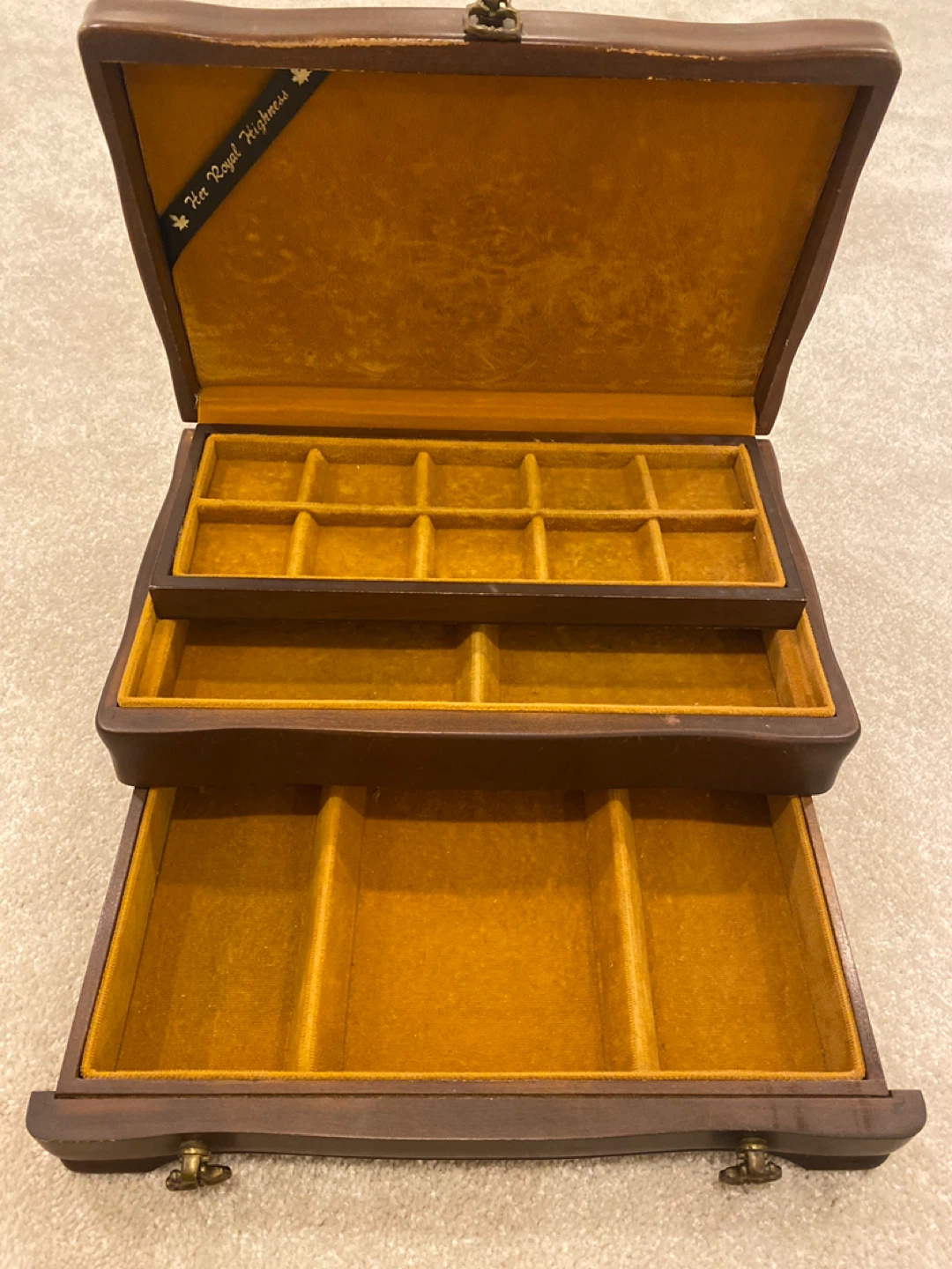 Vintage Wooden Her Royal Highness Jewelry Box - photo 2