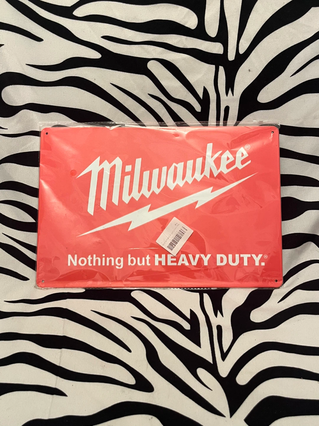 🔧 Milwaukee Tool heavy-duty decorative tin wall sign 🪛