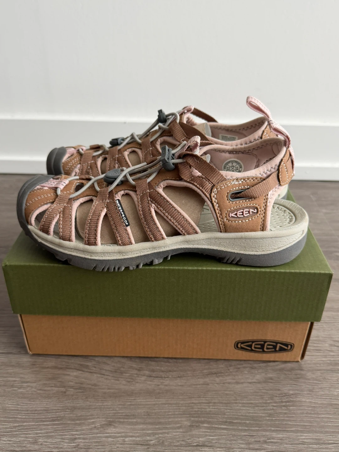 KEEN Whisper Women's Sandals Size 7 - Toasted Coconut/Peach Whip