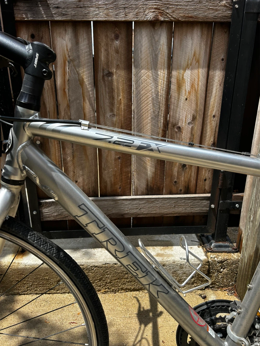 Trek 7.2 FX Hybrid Bike - 20" 51cm Frame - photo 3