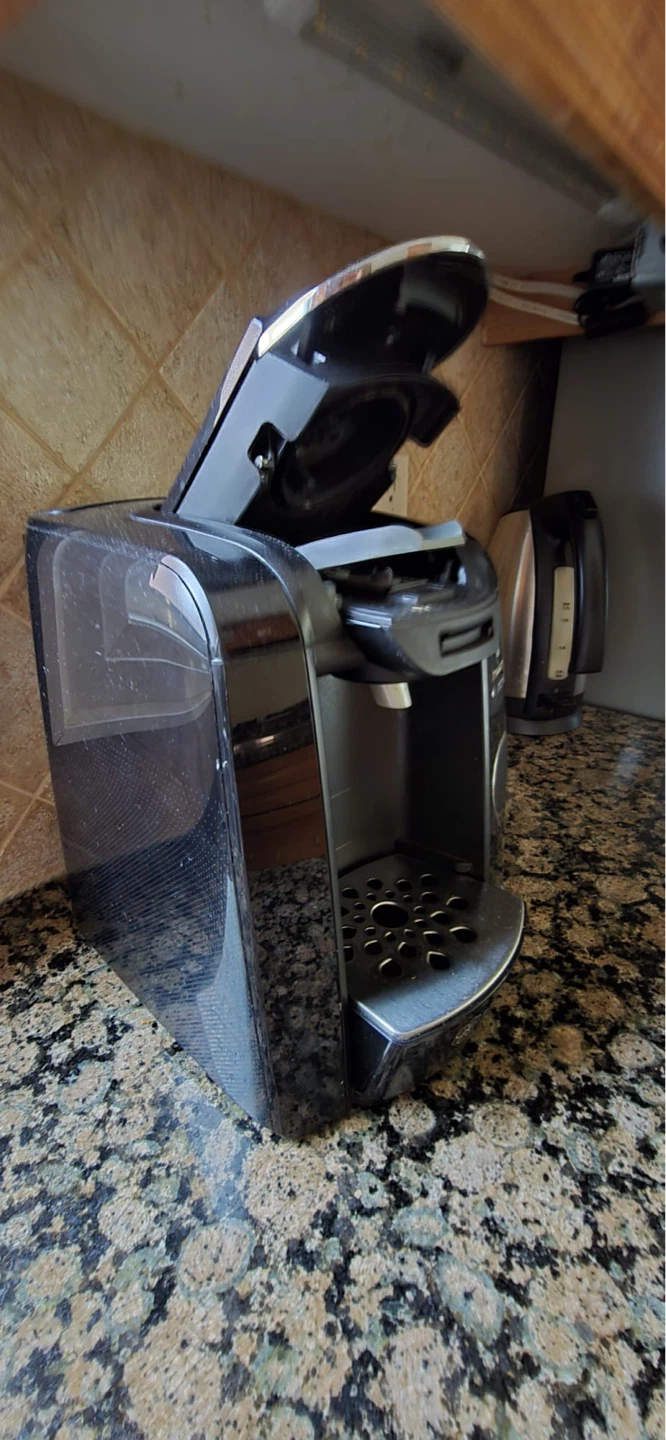 Black Bosch Single Serve Coffee Maker