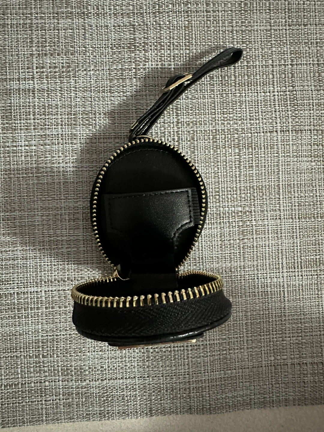 Black Croc Embossed Round Coin Pouch - photo 3