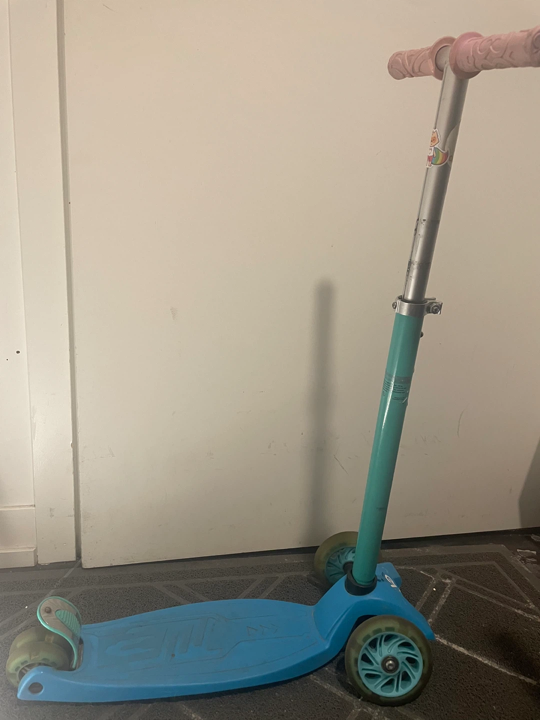 Kids Scooter for child 2-4 yo