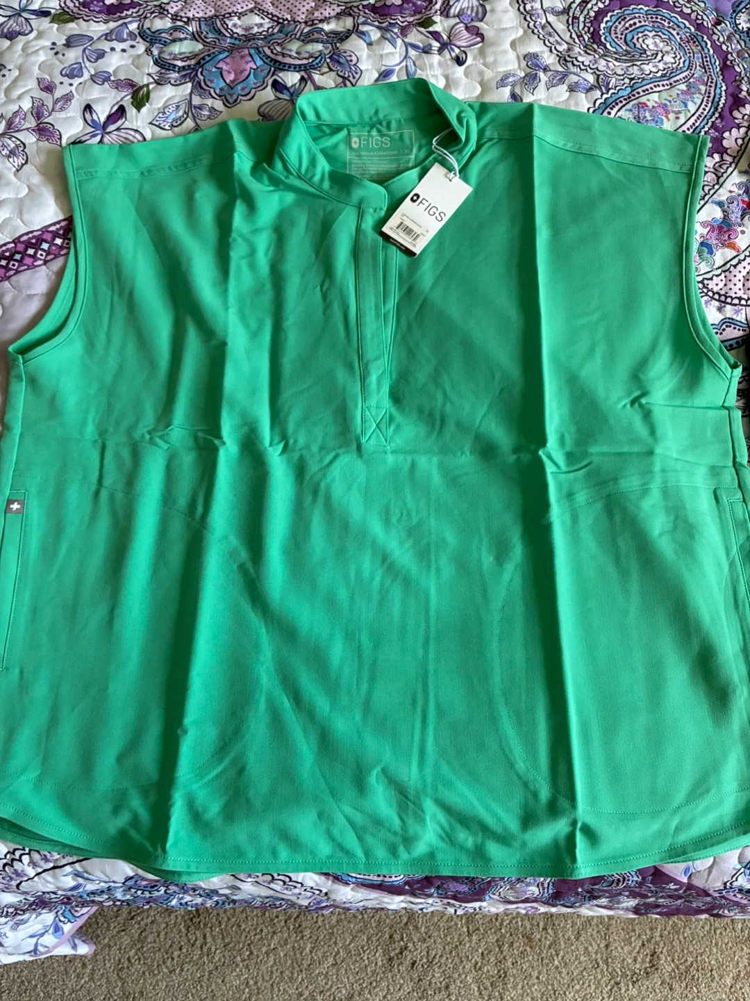 FIGS Technical Collection Scrub Top XL - photo 3