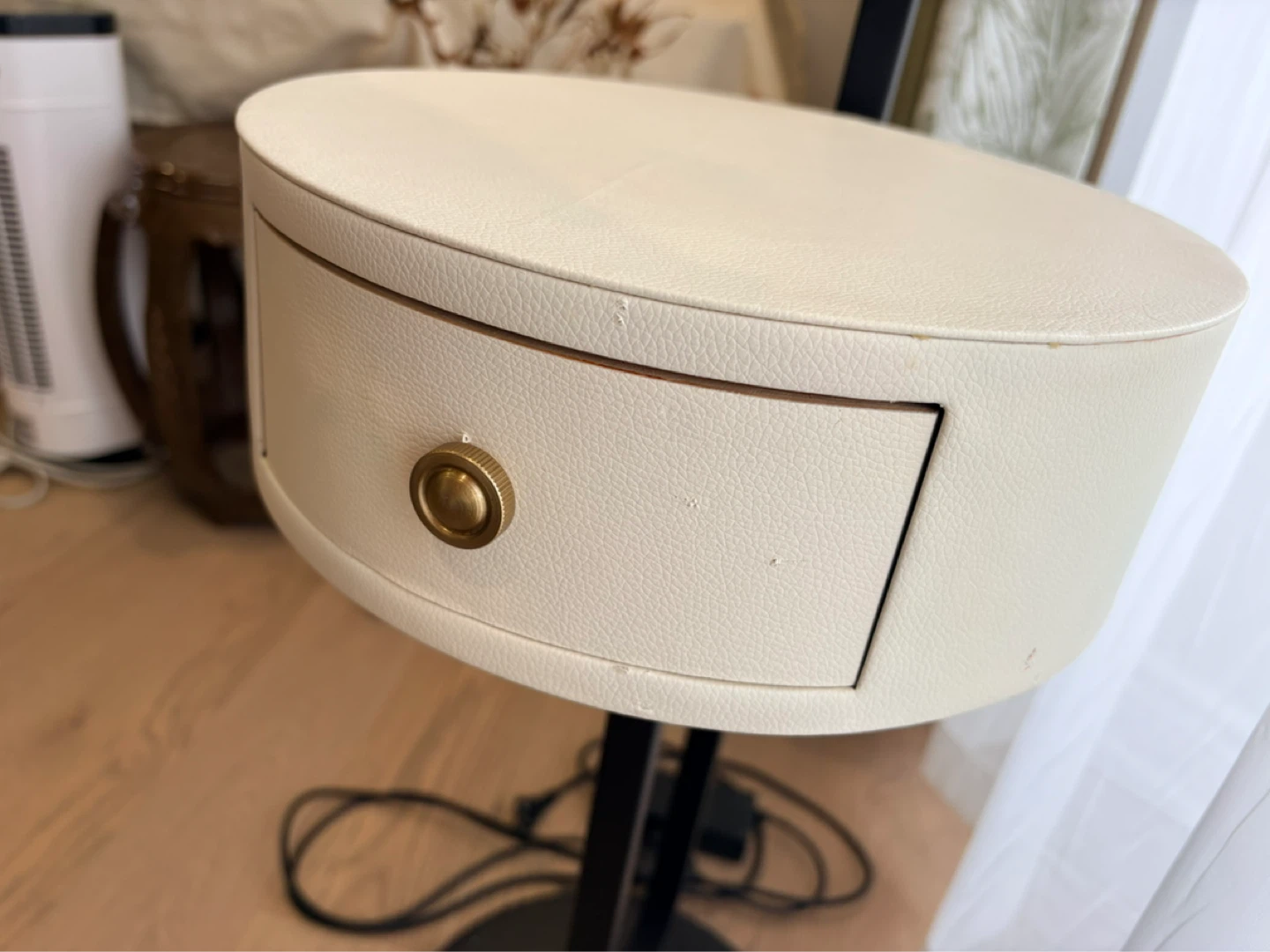 Floor Lamp with Side Table - photo 3