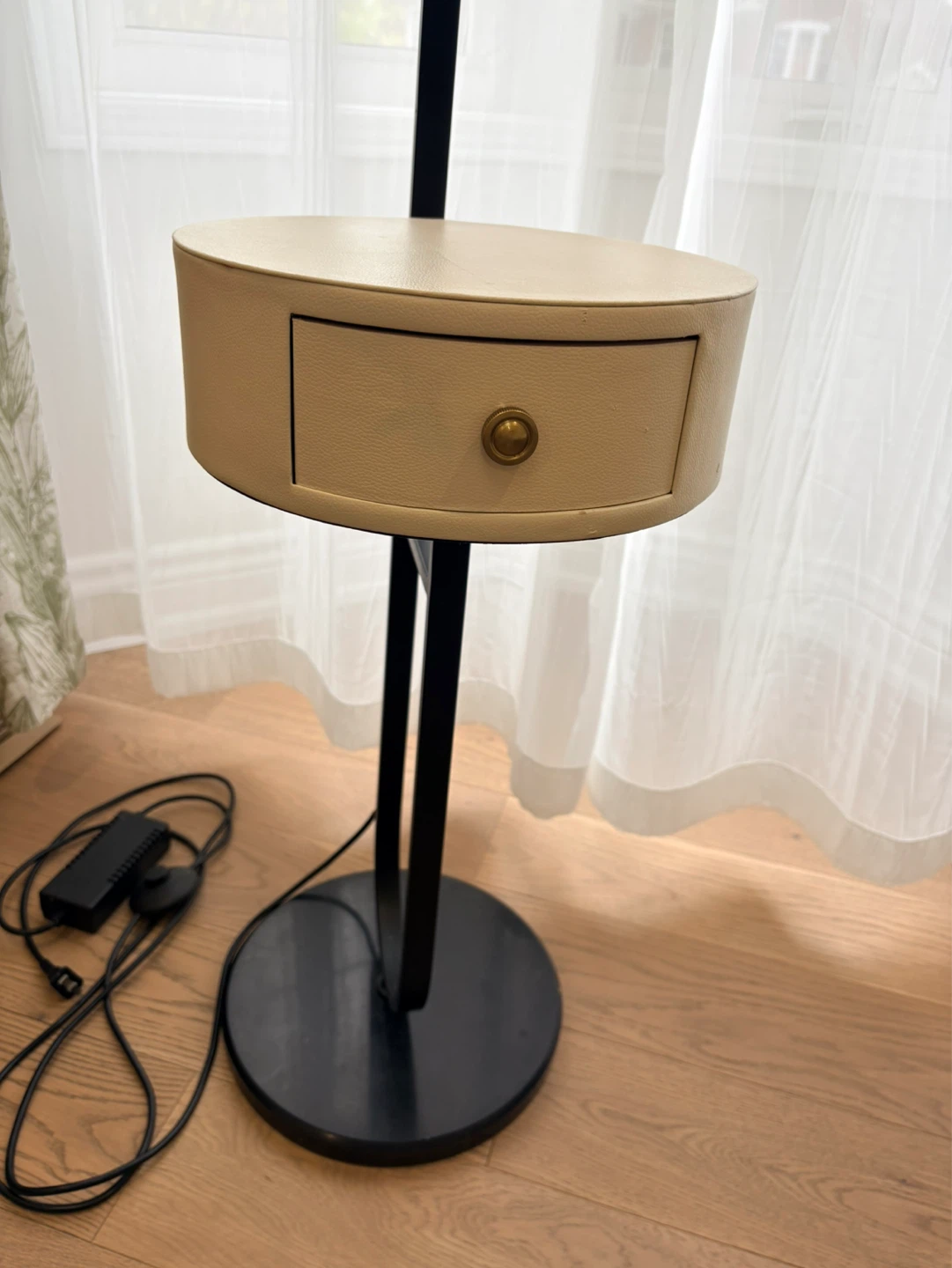 Floor Lamp with Side Table - photo 2