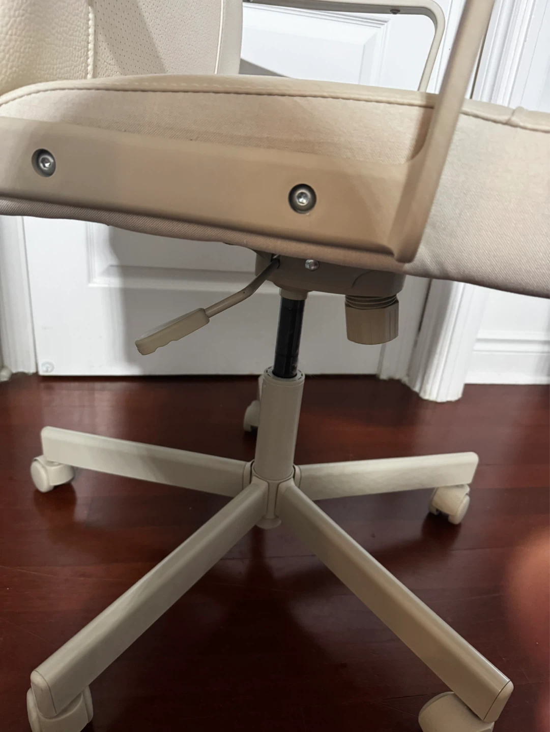 IKEA MILLBERGET Office Chair - photo 5