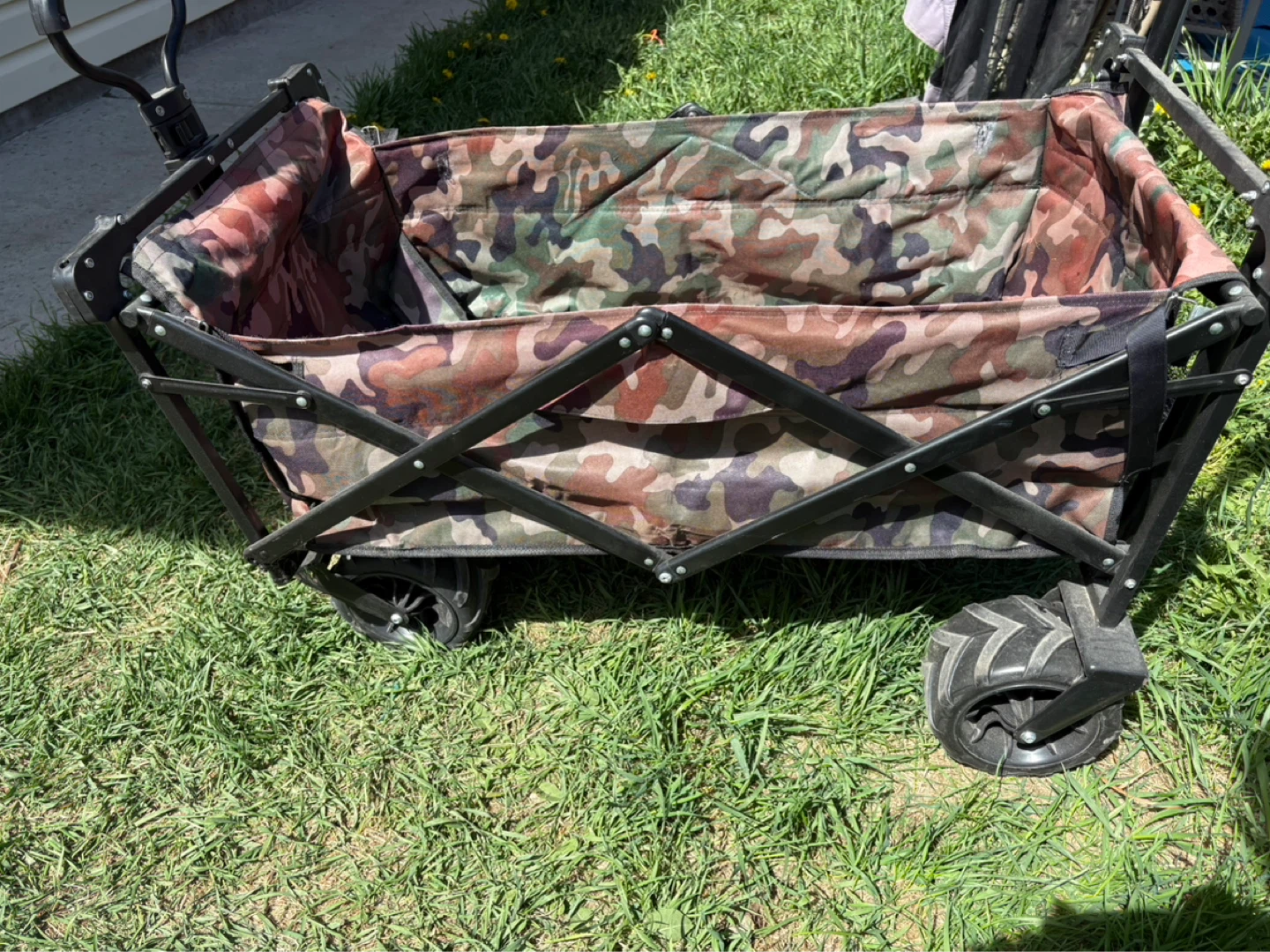 Camo Folding Stroller Wagon - photo 2