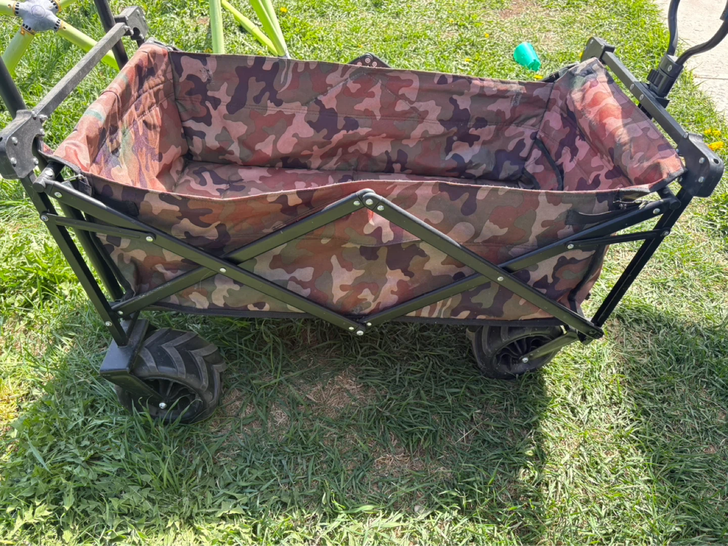 Camo Folding Stroller Wagon - photo 4