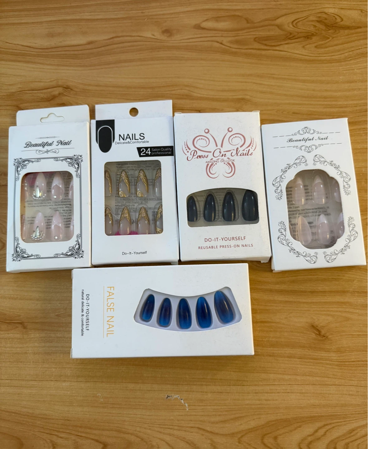 Beautiful Nail Press-On Nails Set