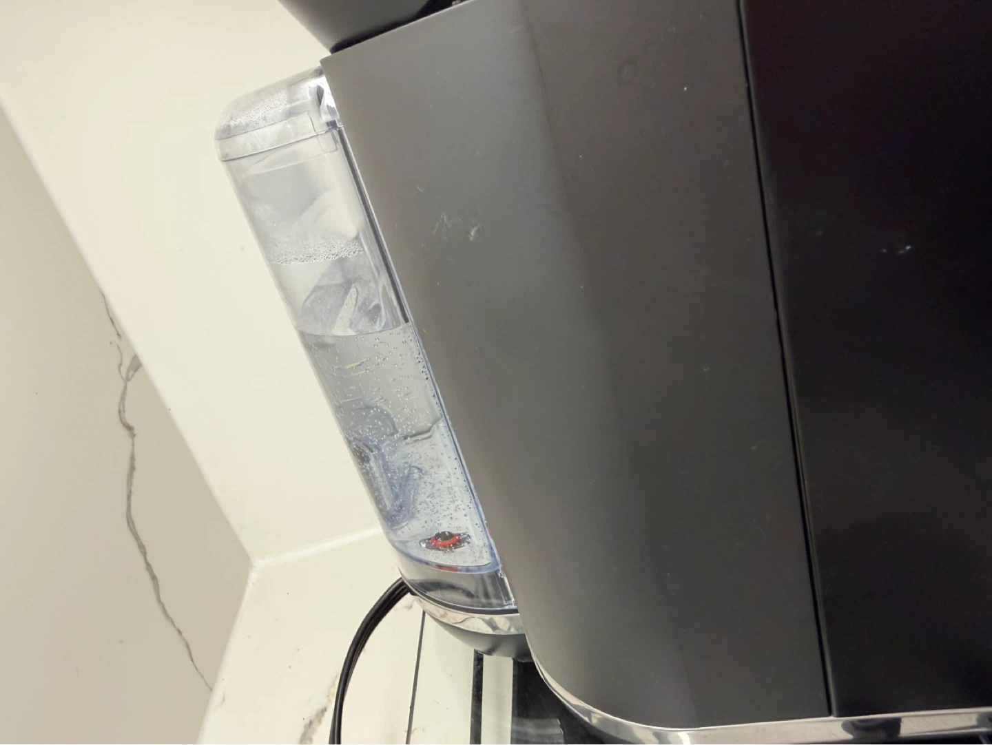 Nespresso Coffee Machine - photo 4