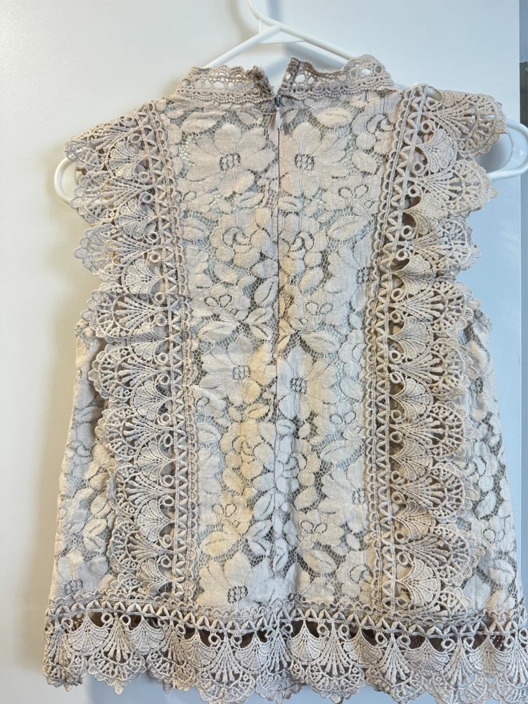 Lace Top - Size F - photo 2
