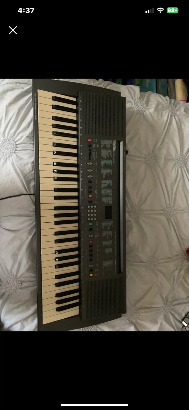 Yamaha PSR-300 Portable Keyboard