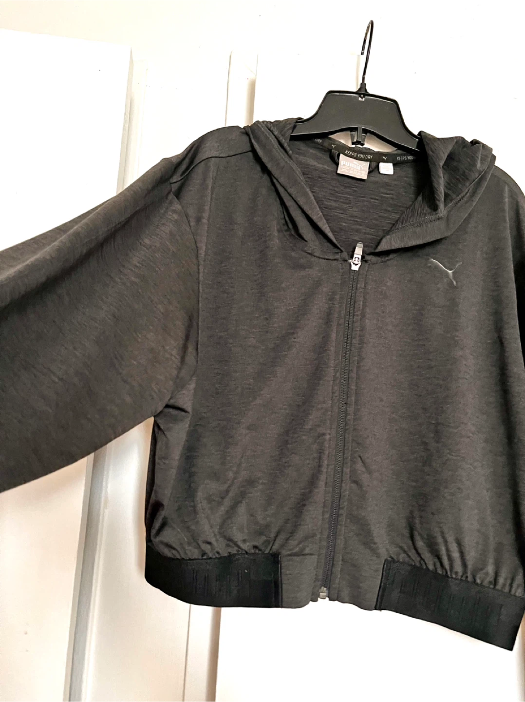 Puma Women's Ash Black cropped Full Zip Hoodie Jacket M/M - photo 5