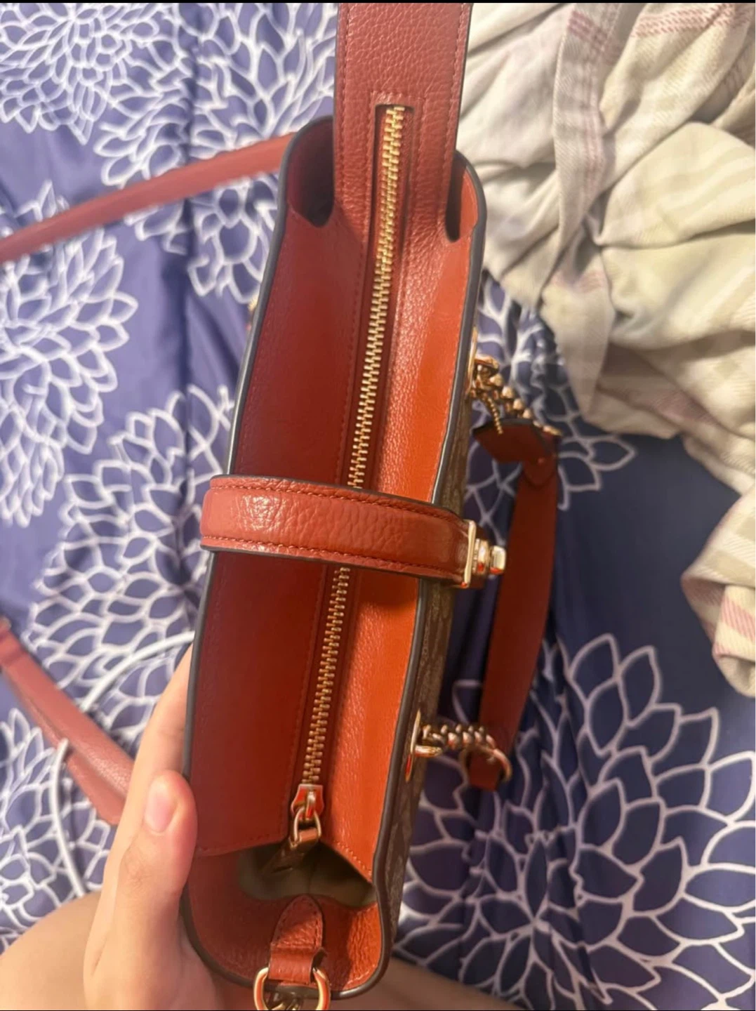 Coach Signature Canvas Crossbody Bag - photo 4