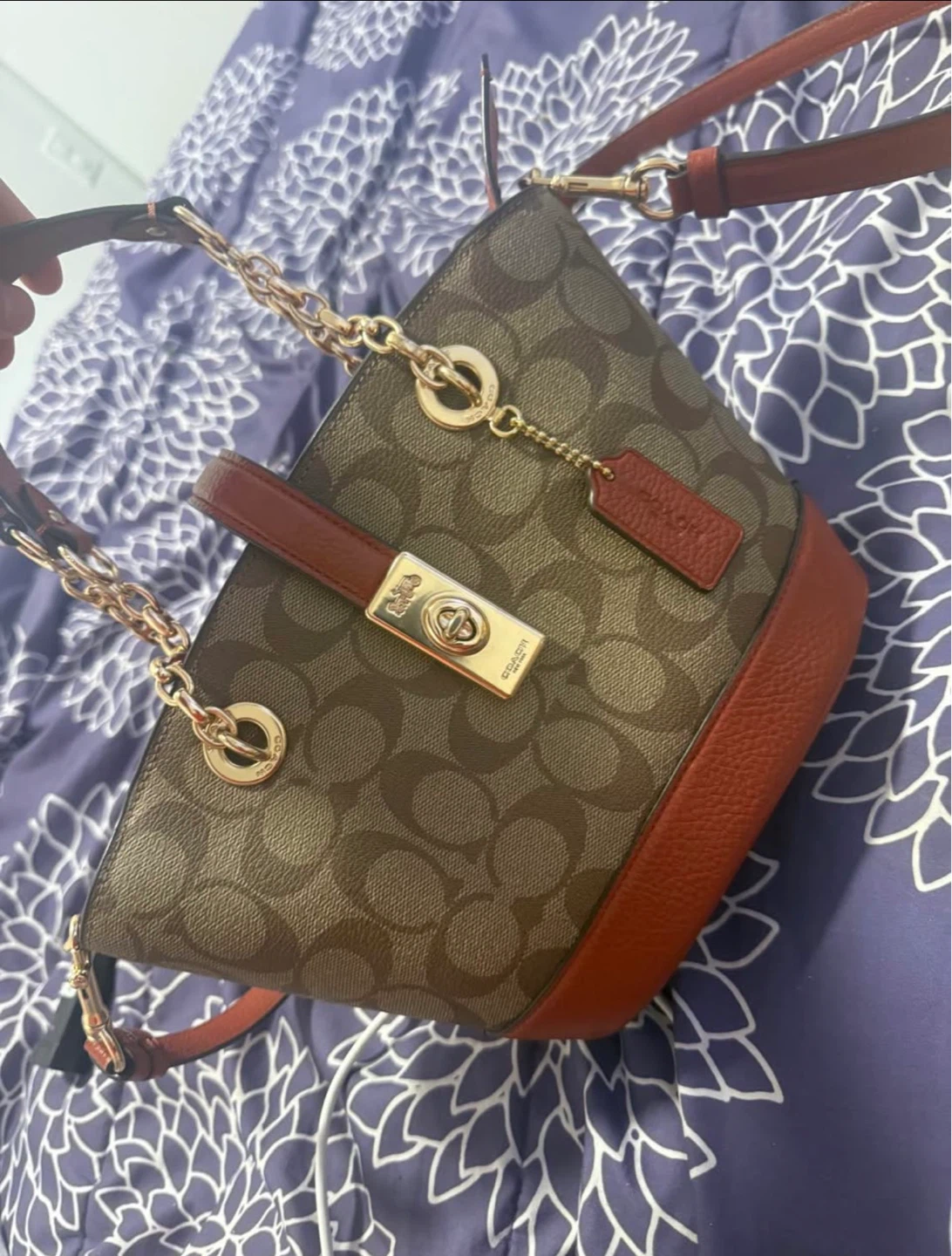 Coach Signature Canvas Crossbody Bag