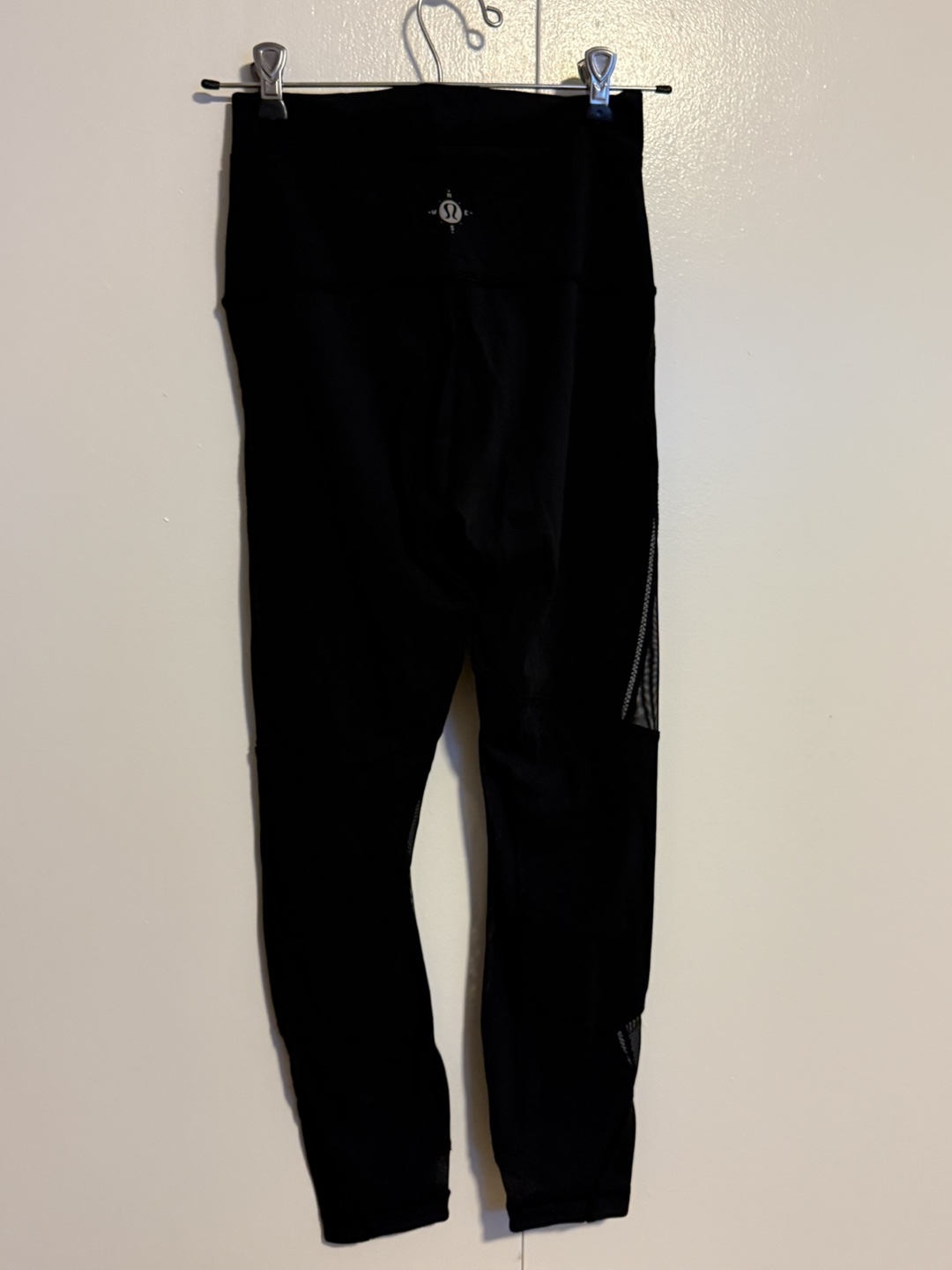 Lululemon Black Mesh Leggings - photo 2