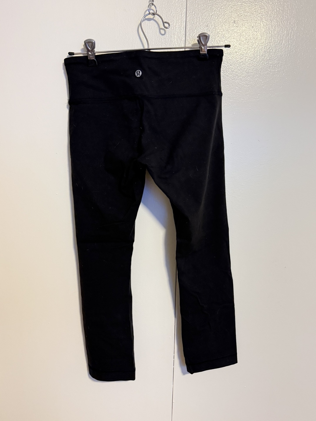 Lululemon Black Cropped Leggings - photo 3