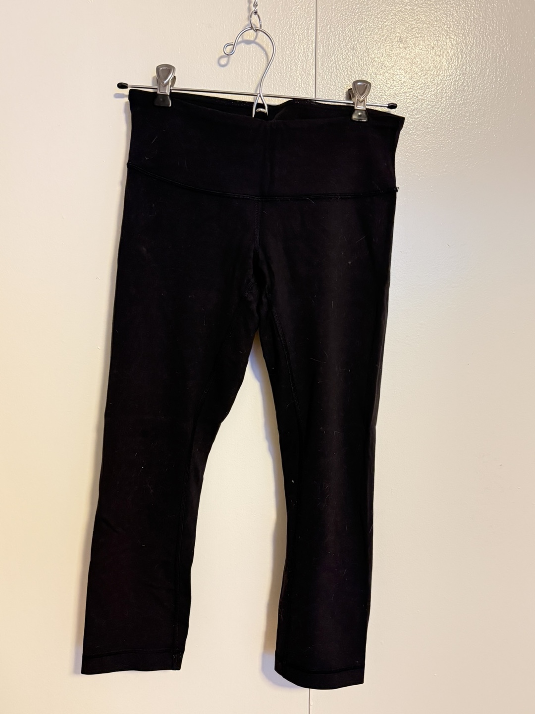 Lululemon Black Cropped Leggings - photo 2